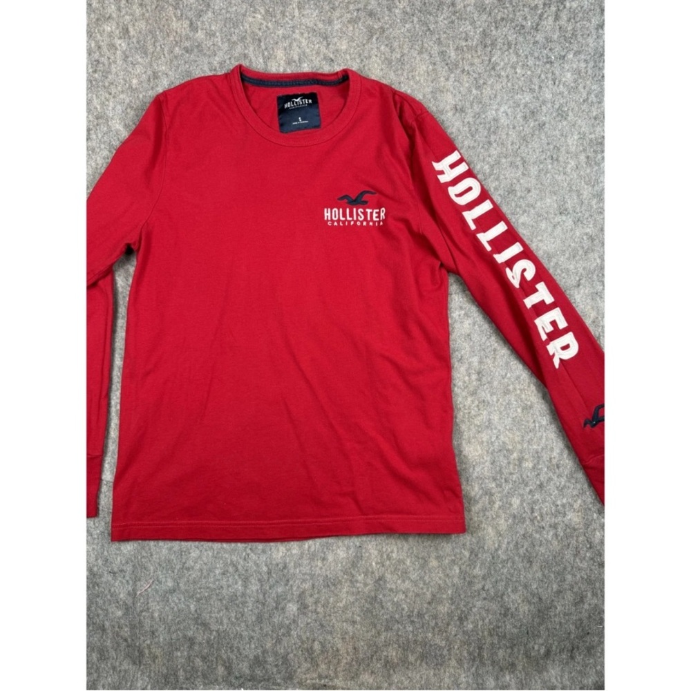 Hollister T-Shirt Men's Small Red Cotton Long Sleeve Spellout Crew Neck Pullover